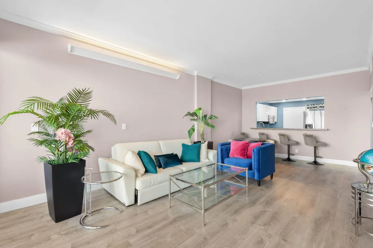 9-web-or-mls-1600 S Ocean Dr PHC, Hollyw at 1600 S Ocean Drive PHC, Hollywood
