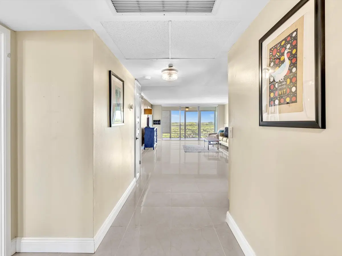 06-FPP00141 at 605 OAKS Drive 810, Pompano Beach