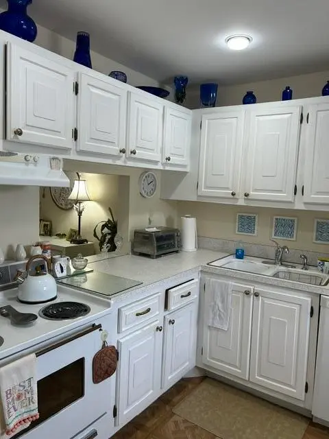 Kitchen at 248 Lake Dora Drive, West Palm Beach