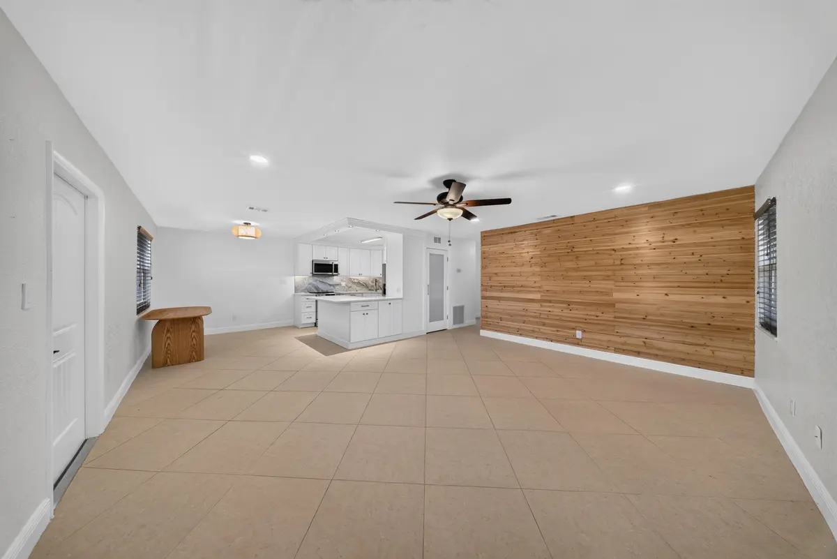 Livingroom at 2319 Tamarind Drive, Fort Pierce