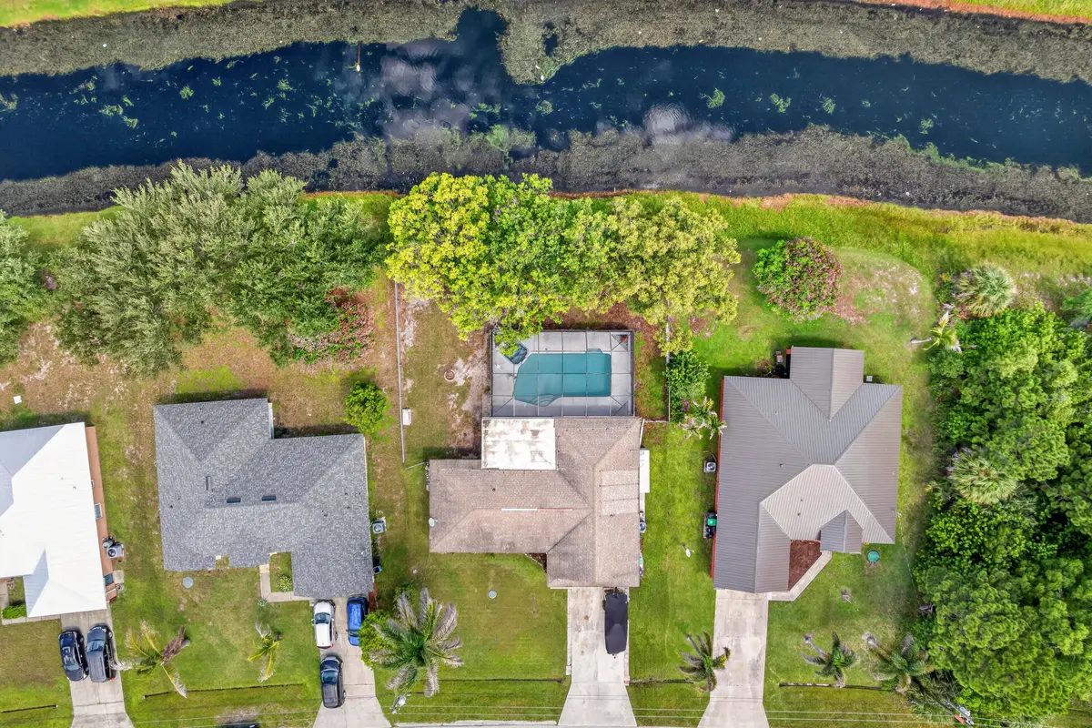 photos_high_resolution_2081_SW_South_But at 2081 SE SOUTH BUTTONWOOD Drive, Port St. Lucie