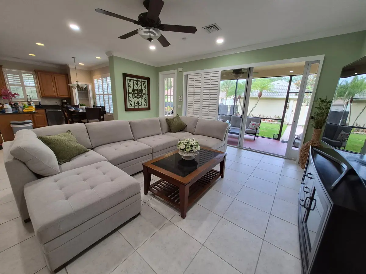 Living Room at 8212 Calterra Drive, Palm Beach Gardens