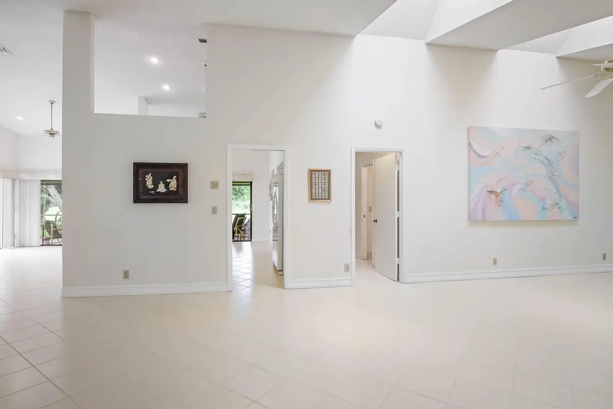 02 (4) at 7003 GOLF POINTE Circle, Tamarac
