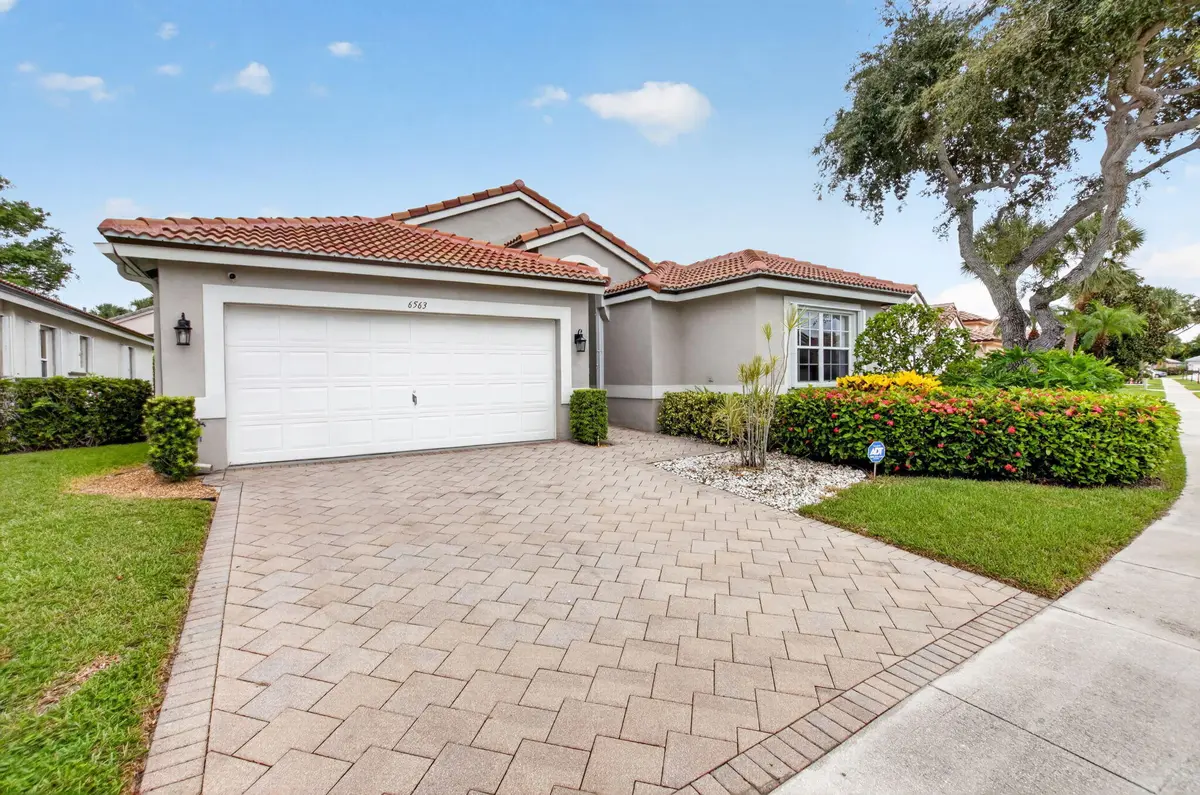 3-web-or-mls-DSC_0733 at , Boynton Beach