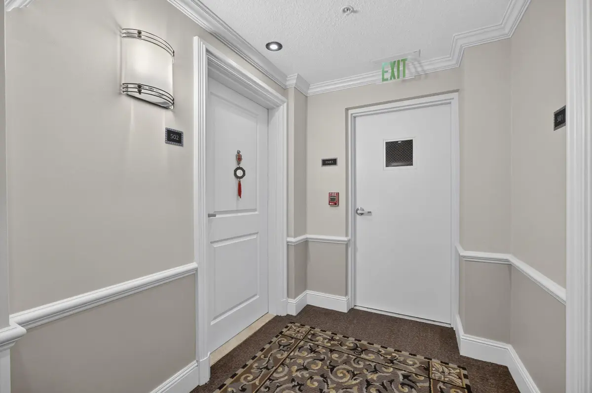 2-web-or-mls-BS1A9303 at 403 S Sapodilla Avenue 502, West Palm Beach