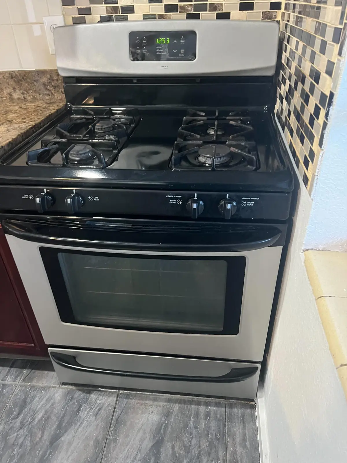 1202 gas stove at 1202 S M Street, Lake Worth Beach