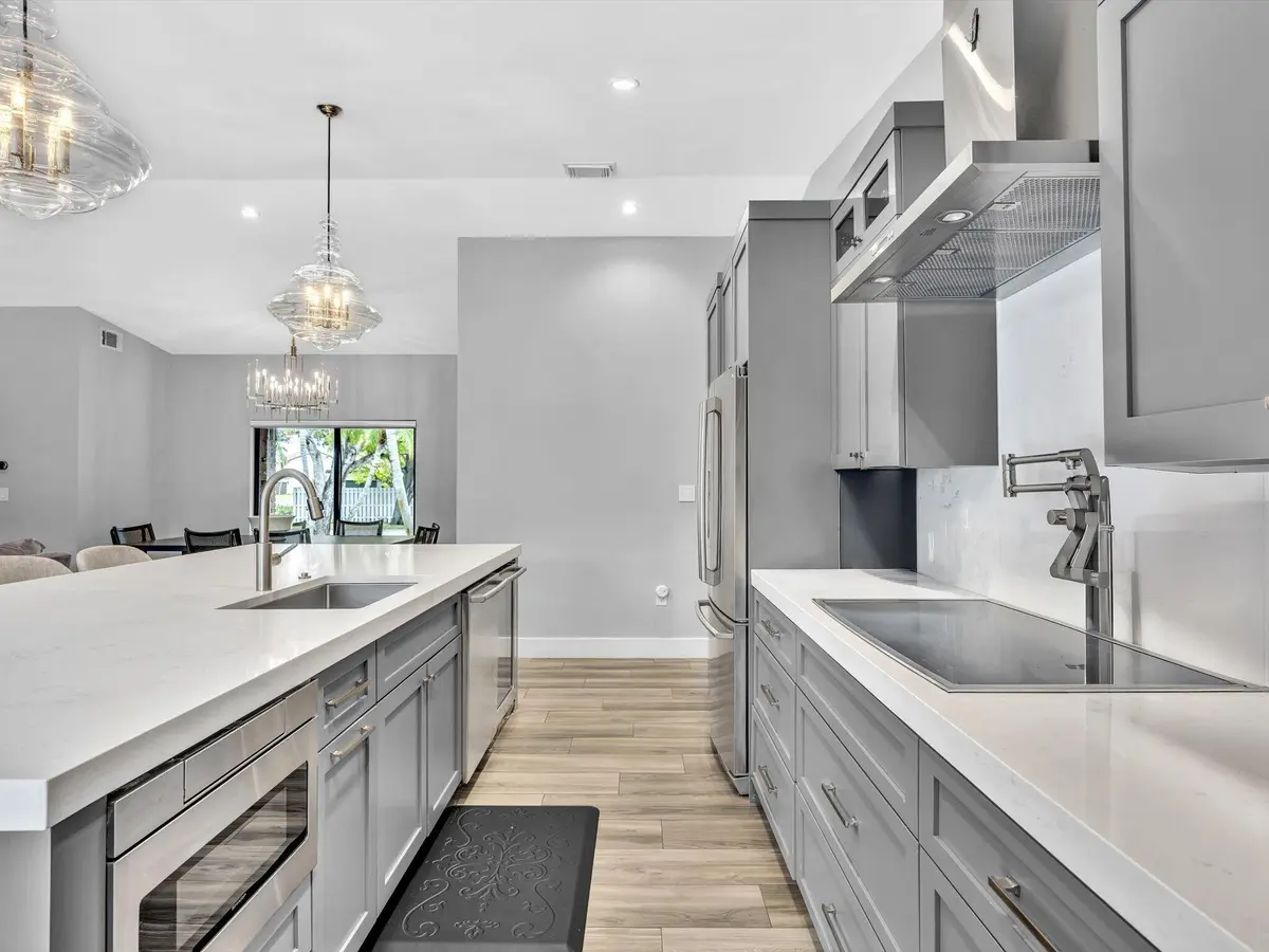21-FPP00436 at 1341 White Stone Way, Davie