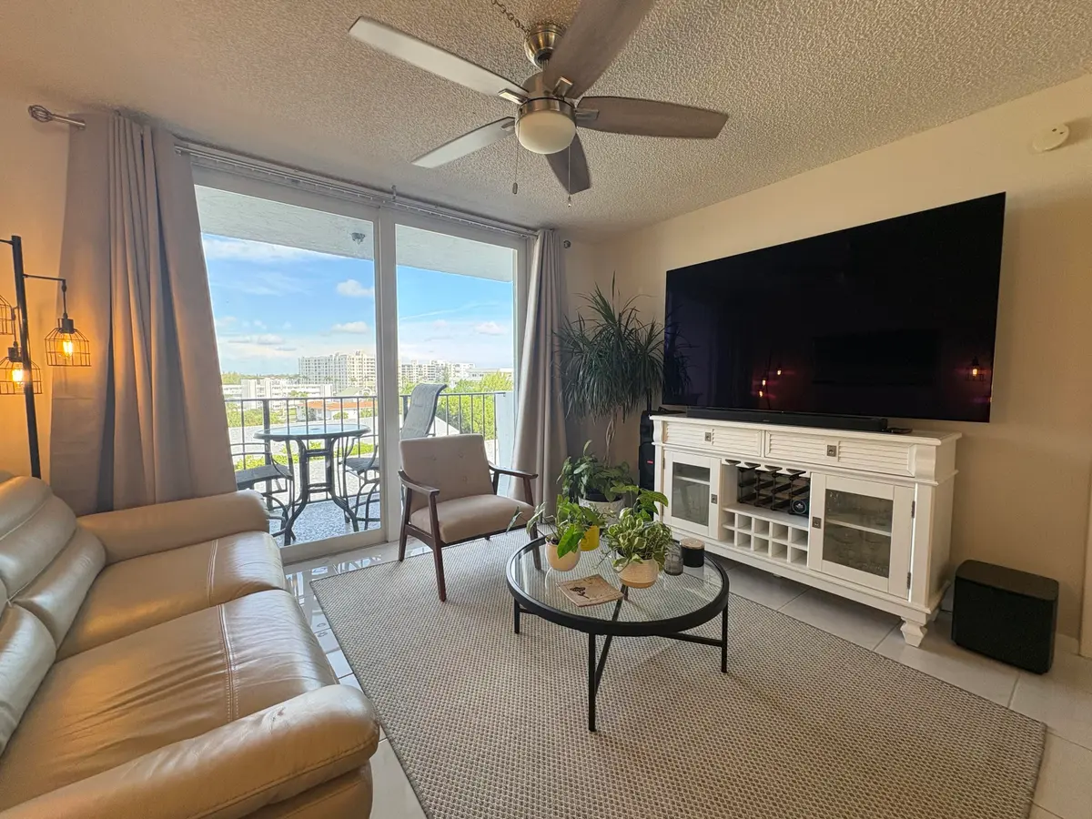 IMG_6717 at 1009 N Ocean Boulevard 607, Pompano Beach