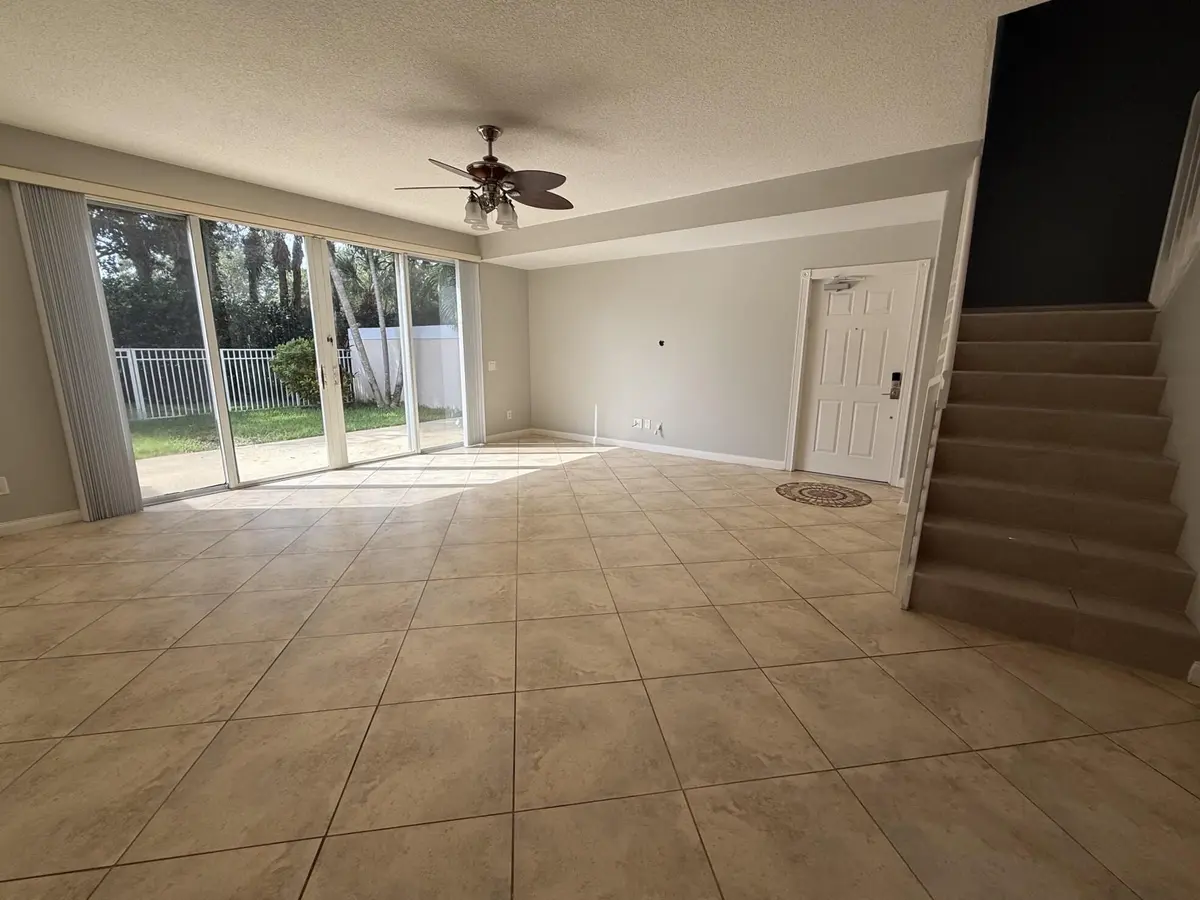 IMG_3631 at 230 FORTUNA Drive, Palm Beach Gardens
