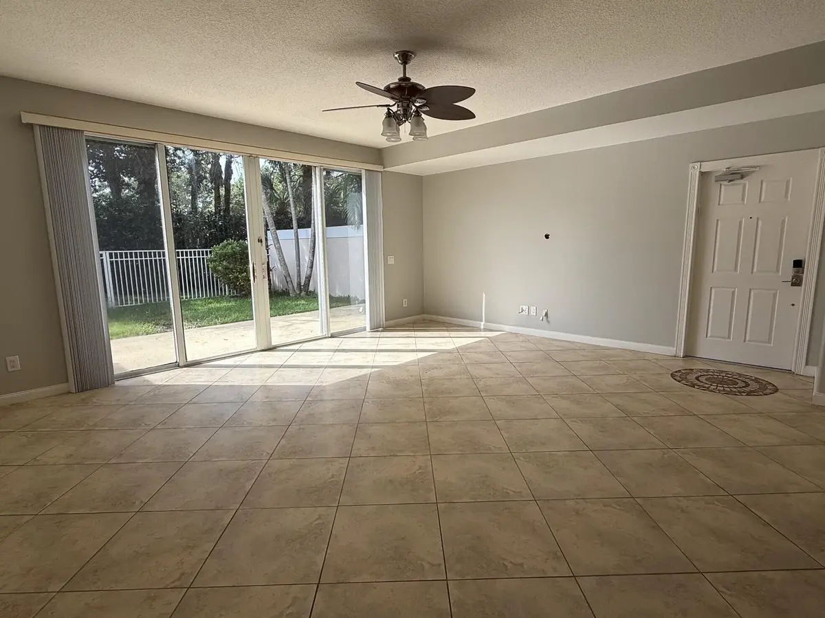IMG_3632 at 230 FORTUNA Drive, Palm Beach Gardens