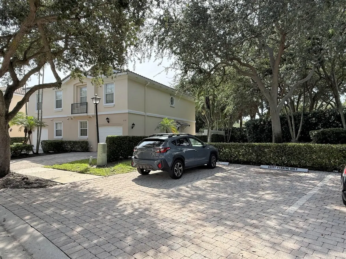 IMG_3655 at 230 FORTUNA Drive, Palm Beach Gardens