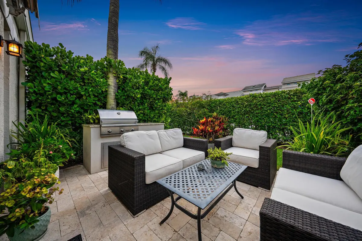Patio at 1000 N US Highway 1 753, Jupiter