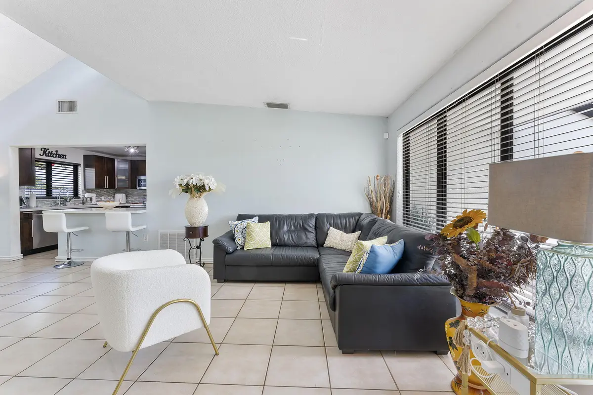 19-web-or-mls-DSC04783 at 400 NW 98TH Avenue, Pembroke Pines