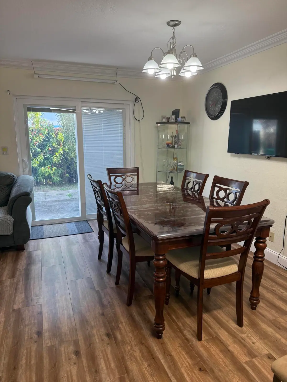 8040 dining room at 8040 SW 17TH Place 1-6, Davie