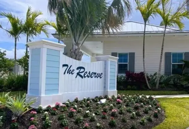Entry at 159 Clusia Lane 59 Centerville, Tequesta