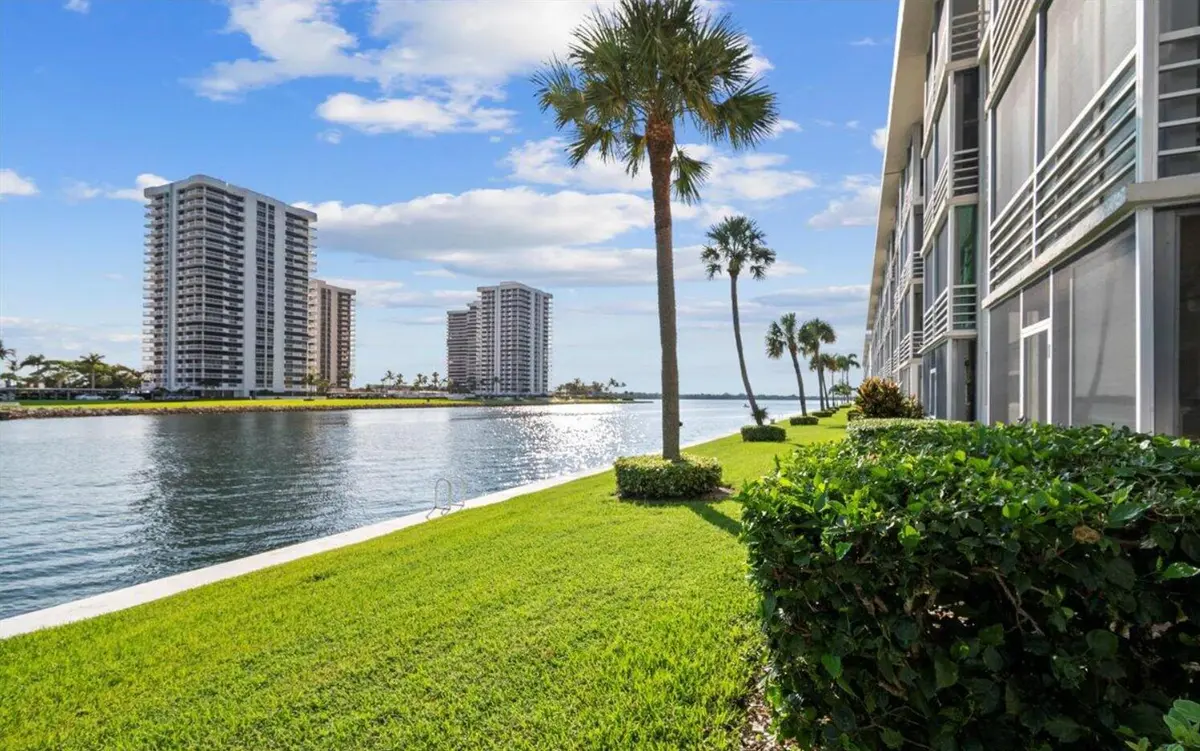 20 YACHT CLUB Drive 104, North Palm Beach, FL – photo 5