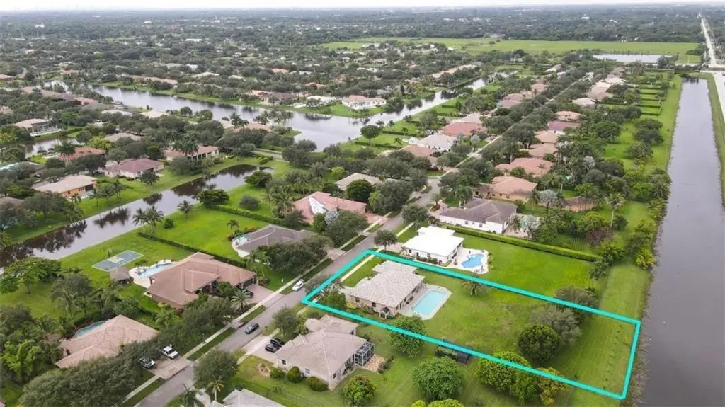 uuid=2902D6F9-2026-4168-A636-5E26E8F91BF at 4053 SW 141st Avenue, Davie