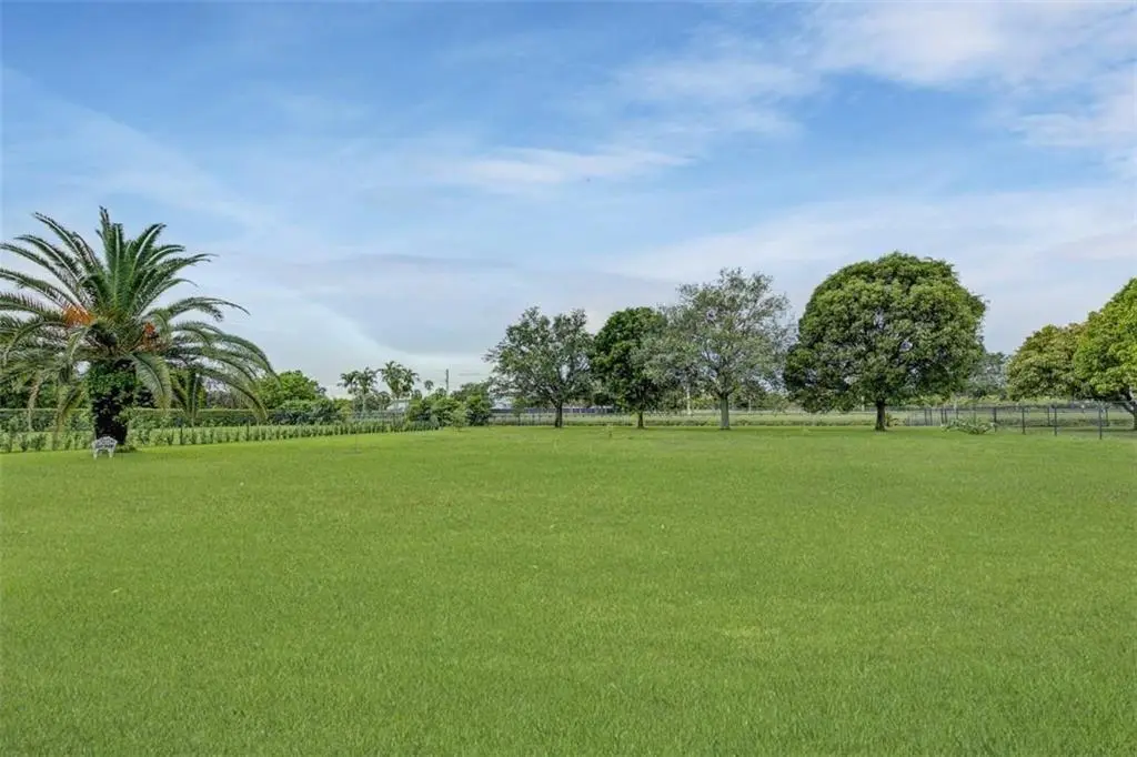 uuid=CA0BDAE7-9717-406D-A580-F951D65E3C5 at 4053 SW 141st Avenue, Davie