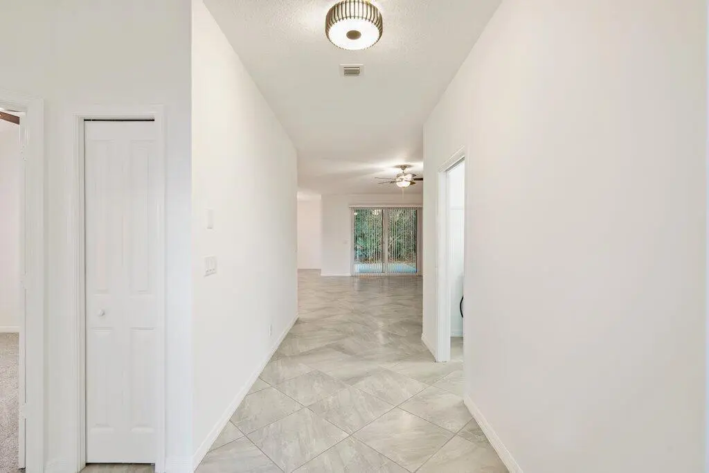 Entry at 2055 46TH Avenue, Vero Beach