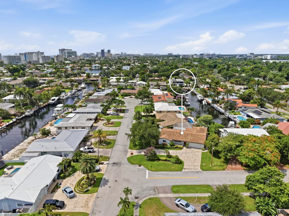 2690 NE 11th St - Pompano Beach - Mike B at 2690 NE 11TH Street, Pompano Beach