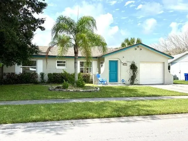 Front View at 2005 5TH Street, Vero Beach
