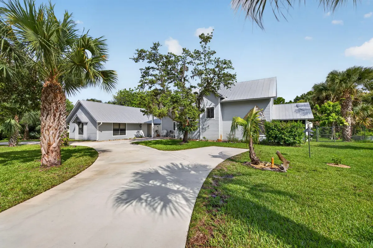 5-web-or-mls-3A5A8075 at 3247 SW BESSEY CREEK Trail, Palm City