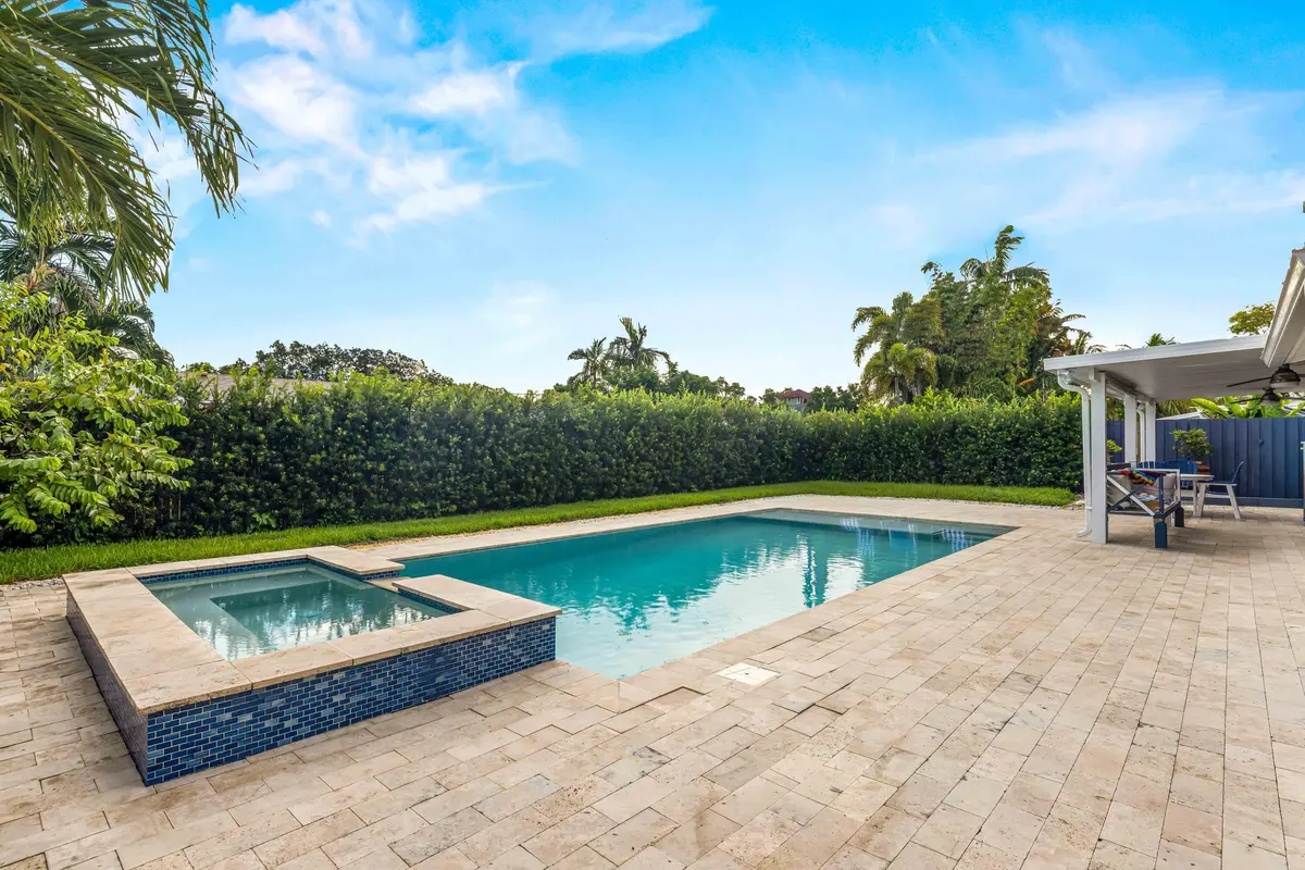 1310 ne 46th st Oakland - Compressedby P at 1310 NE 46TH Street, Oakland Park