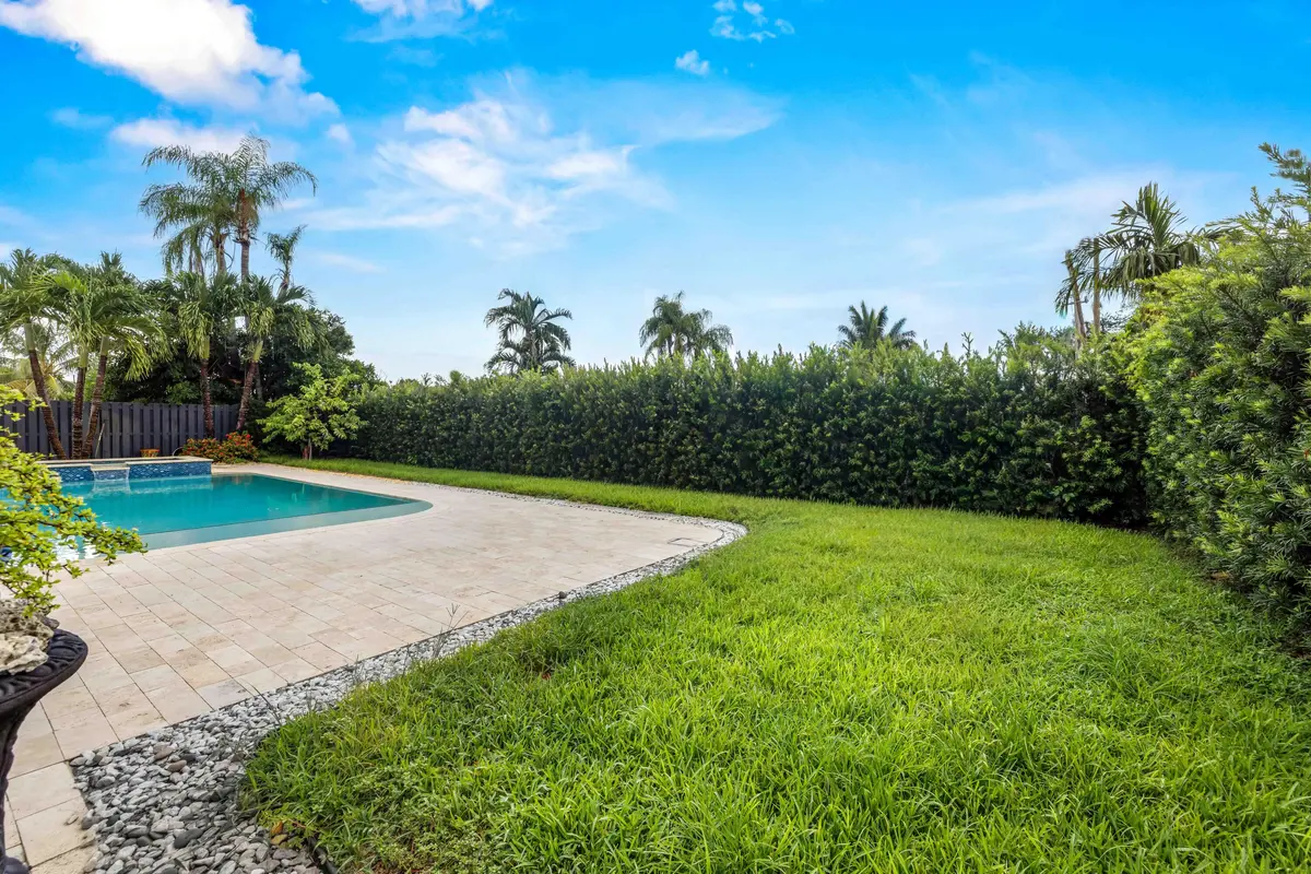1310 ne 46th st Oakland - Compressedby P at 1310 NE 46TH Street, Oakland Park