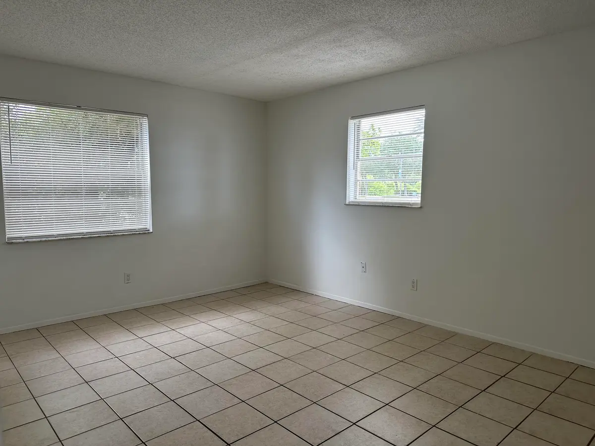 Binnacle 3 room 1 at 4606 SE BINNACLE Way 3, Stuart