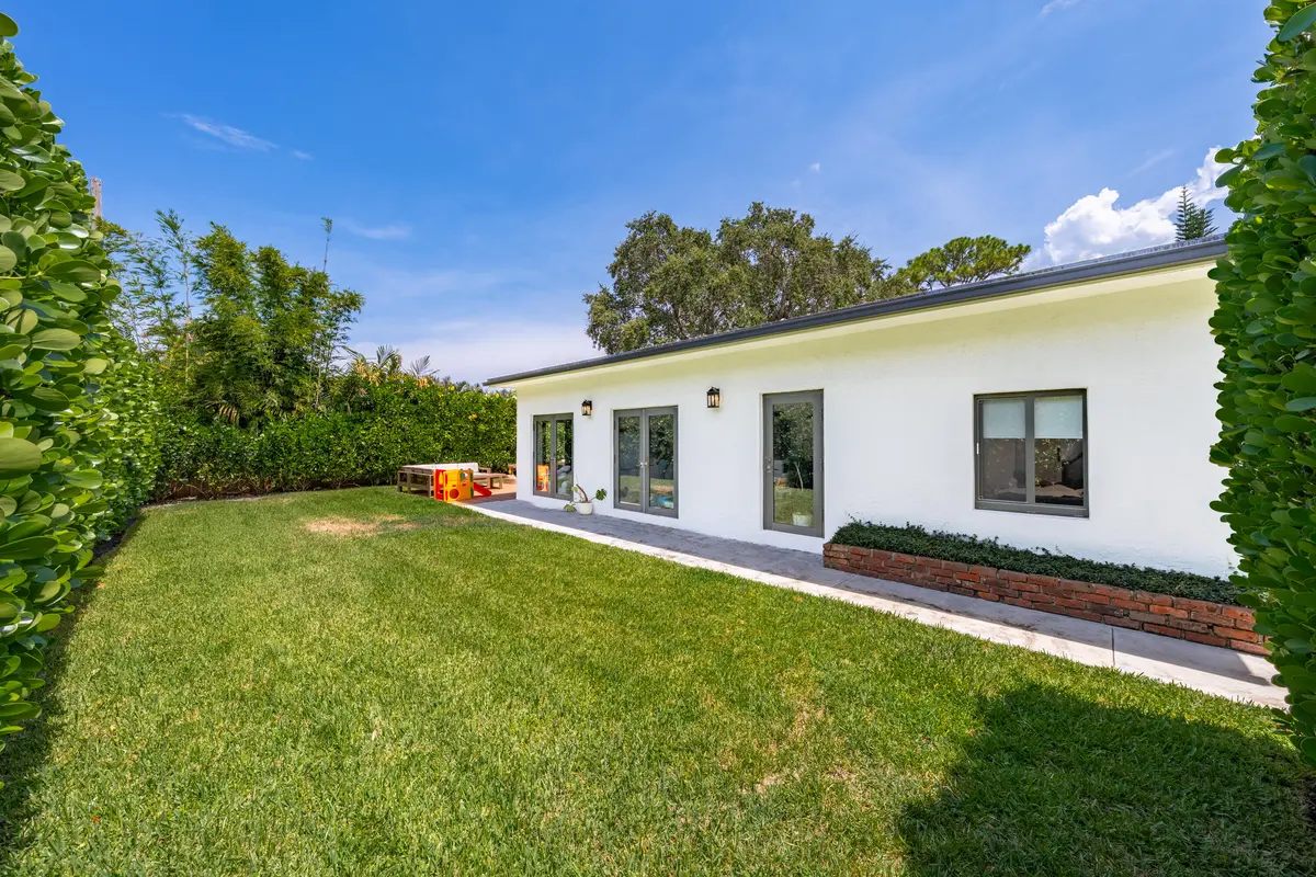 Backyard at 739 NW 6TH Street, Boca Raton