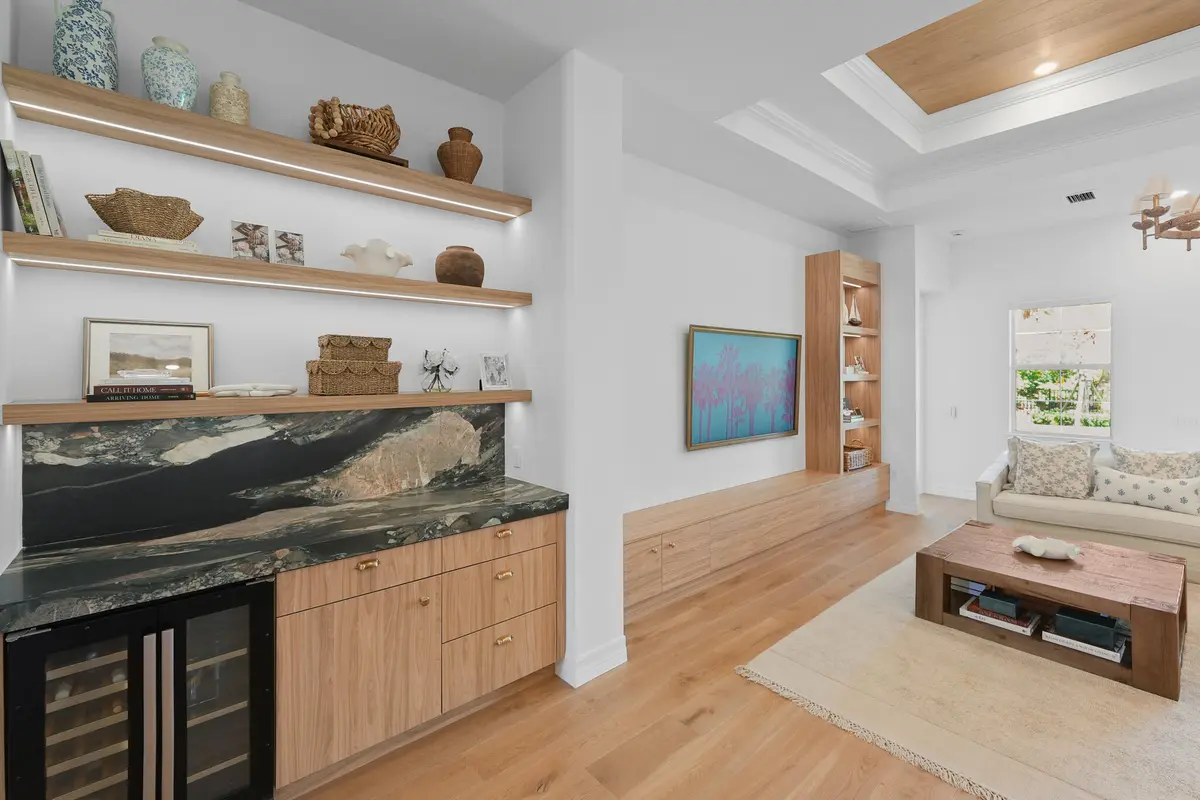 Living and Bar at 10799 STELLAR Circle, Palm Beach Gardens