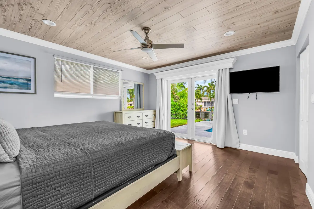 photo-8 at 249 SE 3RD Avenue, Pompano Beach