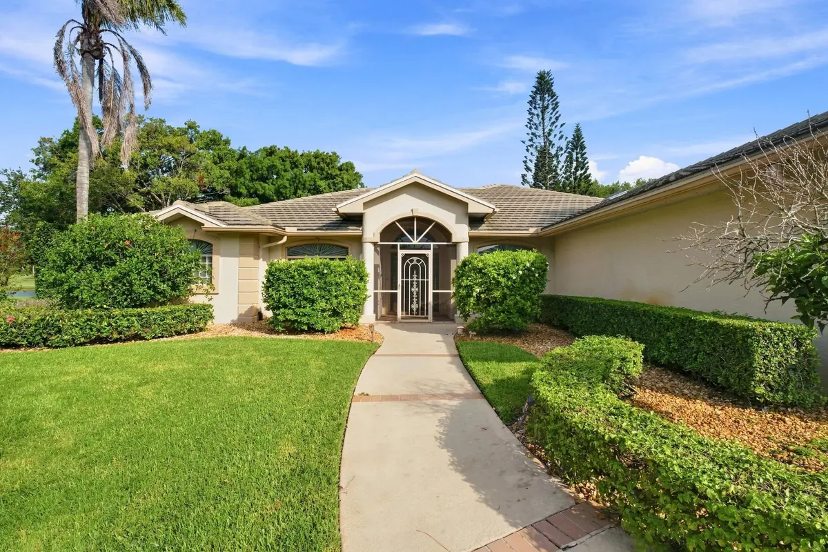 7_smg00215 at 3608 TWIN LAKES Terrace, Fort Pierce