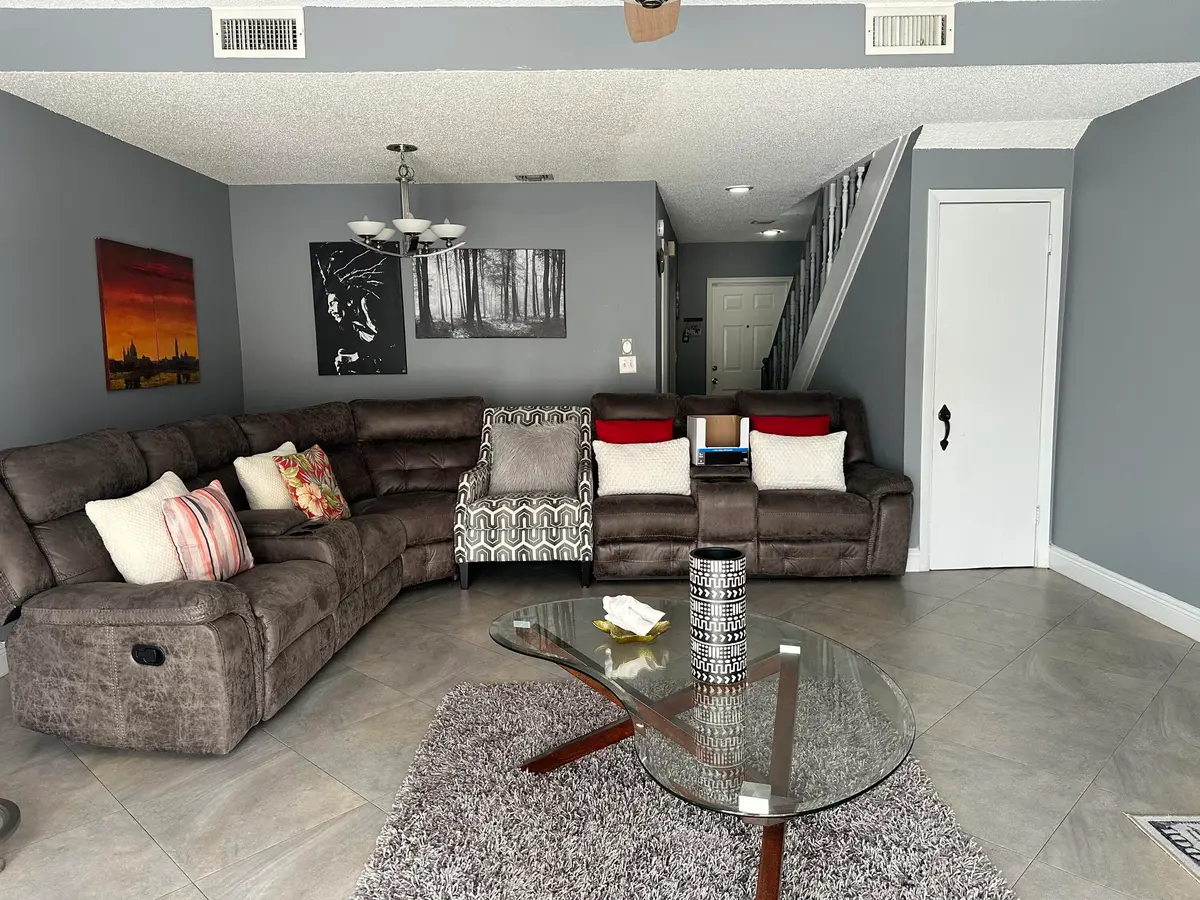 Living area at 12737 WESTHAMPTON Circle, Wellington