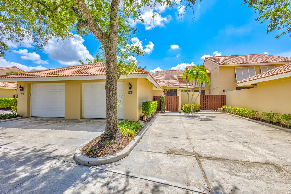 03_5d1a2252_3_4_5_6 at 227 OLD MEADOW Way, Palm Beach Gardens