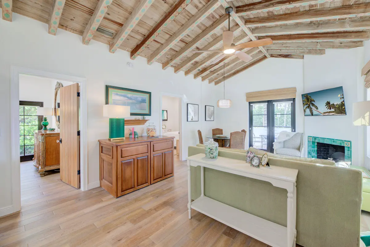 Living Room at 110 Marine Way #3 Valencia, Delray Beach