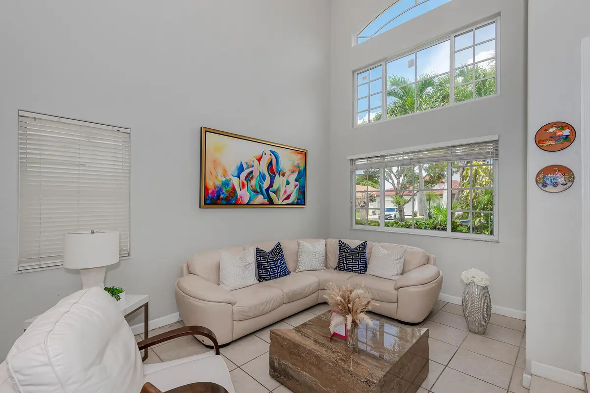 0-2 at 5400 SW 131st Terrace, Miramar