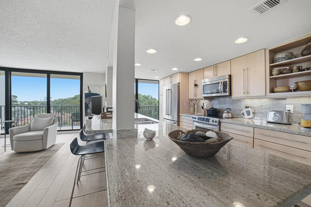 Kitchen at 1101 RIVER REACH Drive 410, Fort Lauderdale
