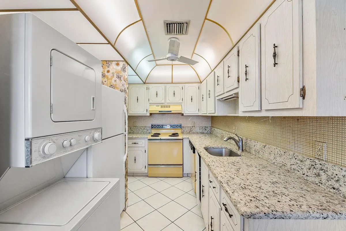 Kitchen at 1141 VIOLET Terrace 101, Delray Beach
