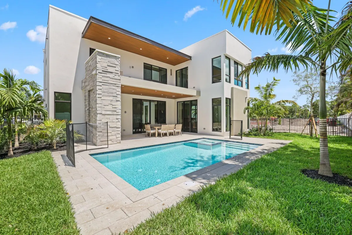 Aspen Model Rear at 16733 Mosaic Place, Delray Beach