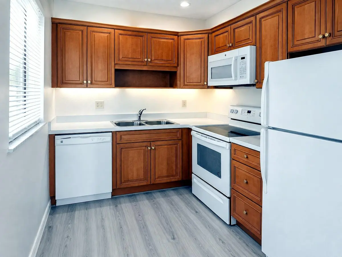 Kitchen at 98 Spring Lake Drive 103, Vero Beach