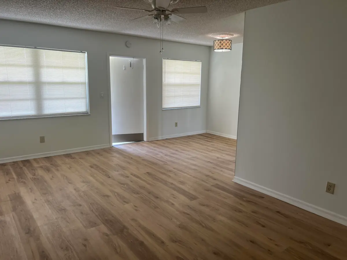 Living Room at 98 Spring Lake Drive 103, Vero Beach