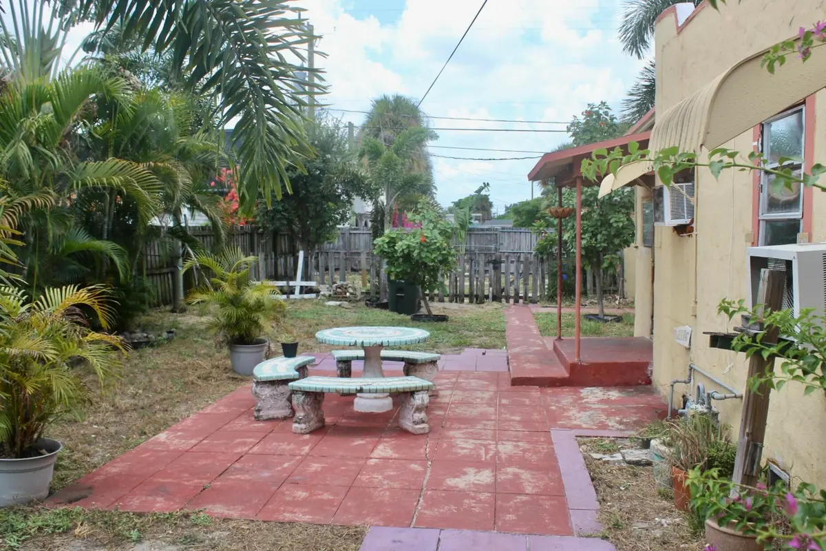 IMG_7106 at 519 N J Street, Lake Worth Beach