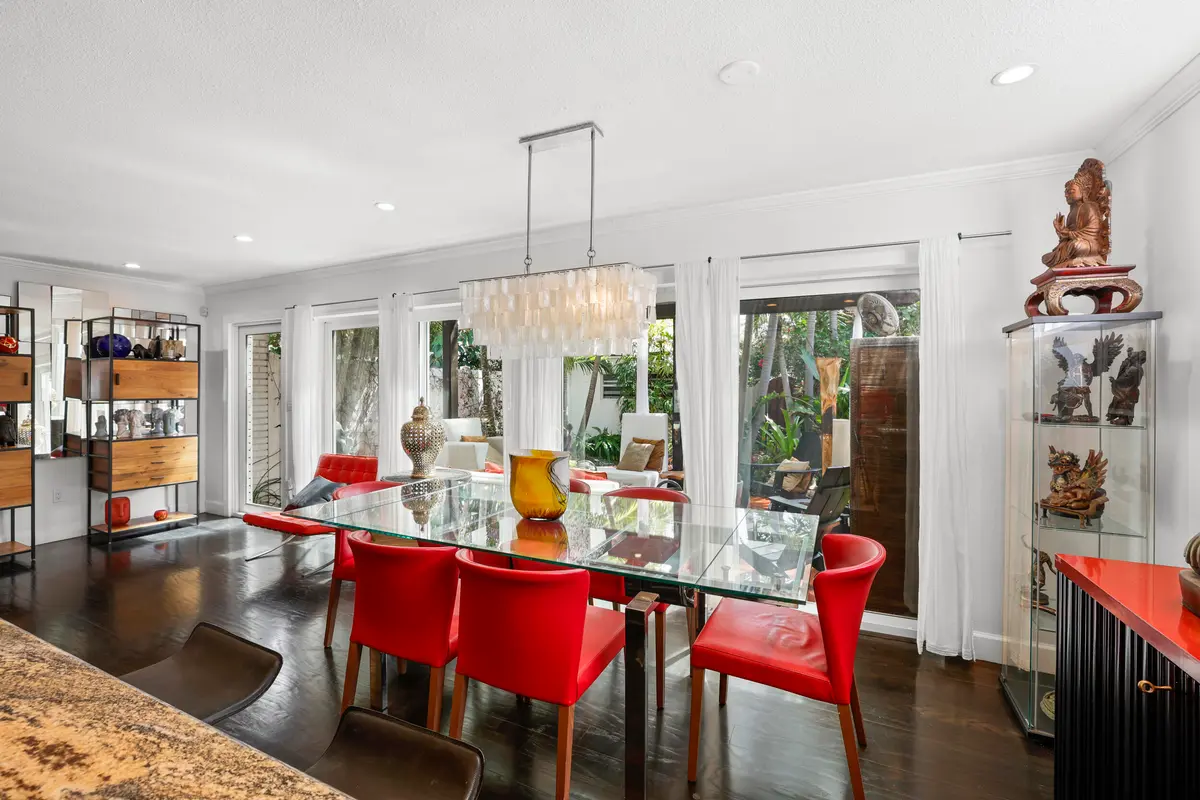 Dining Area at 7 Middlesex Drive, Wilton Manors