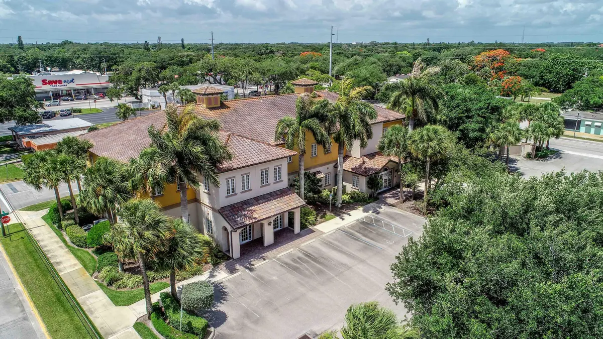 600 citrus 5 at 600 Citrus Avenue, Fort Pierce