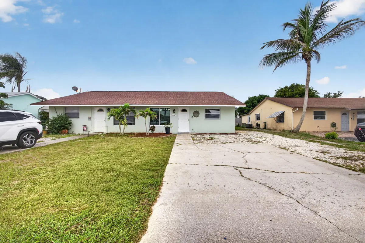 1-web-or-mls-5D1A3331 at 8717 SE SANDY Lane, Hobe Sound