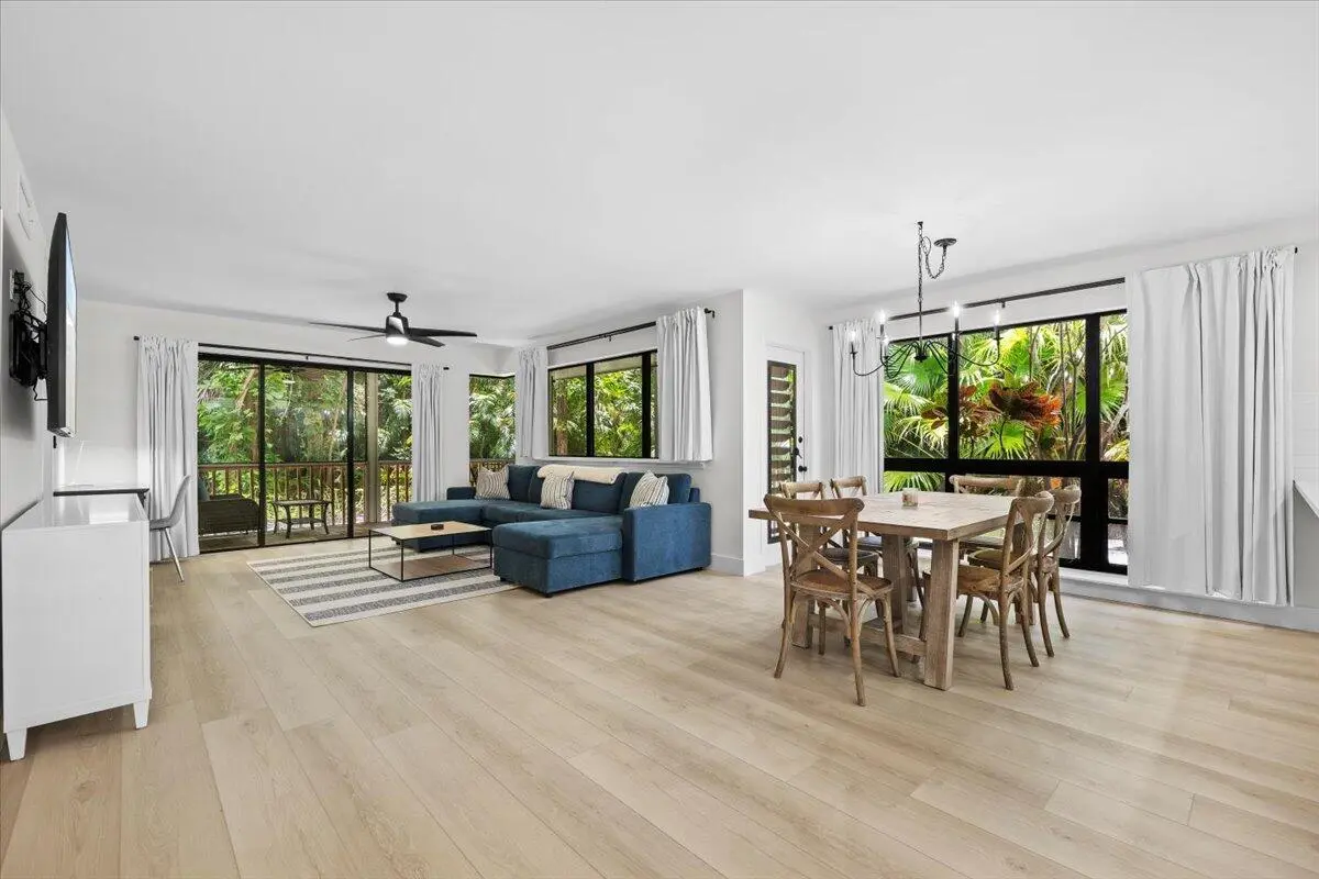 Loft Like / Open Floor Plan at 221 Brackenwood Terrace, Palm Beach Gardens