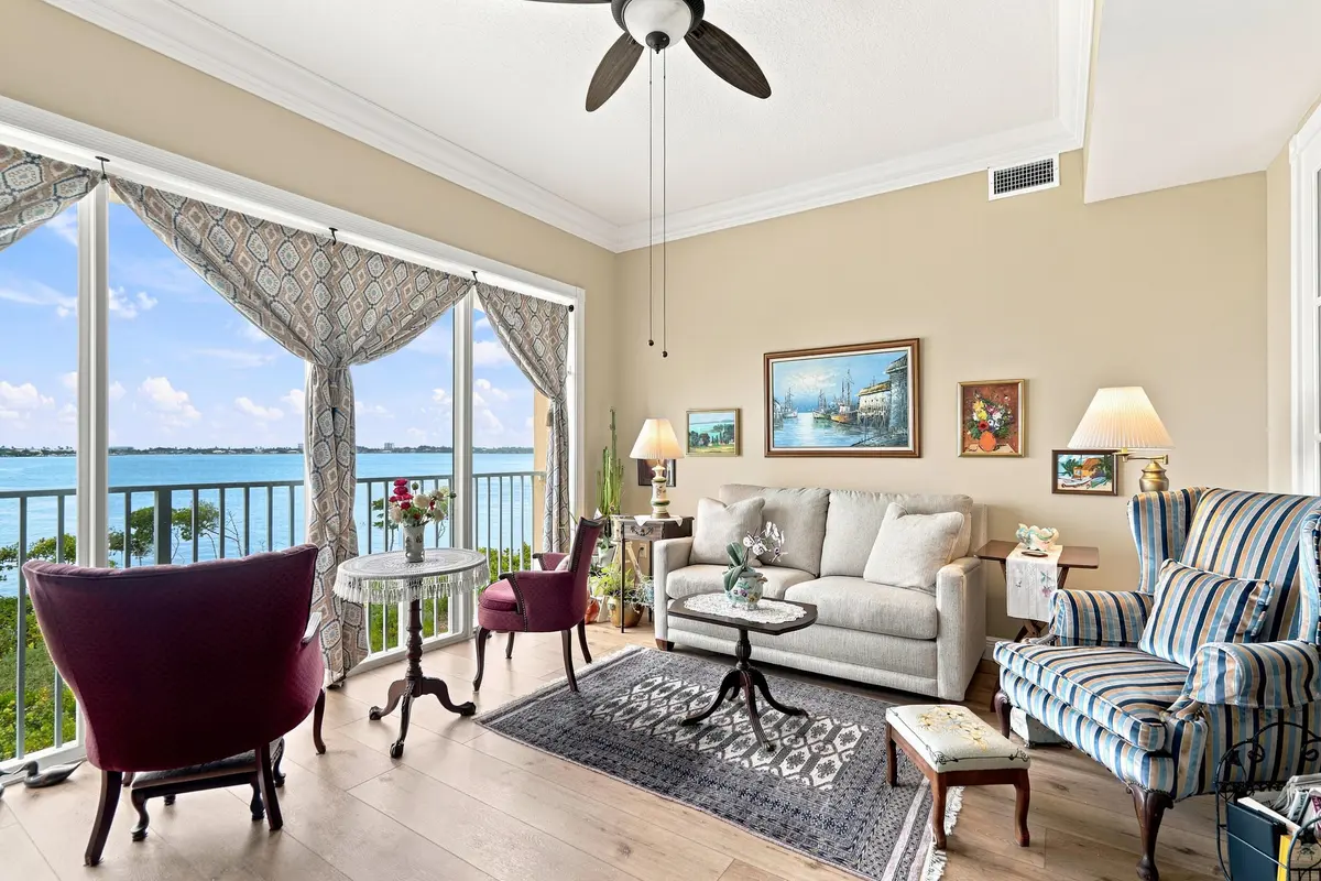 11_21_harbour_isle_dr_w_unit_302_fort_pi at 21 HARBOUR ISLE Drive 302, Fort Pierce