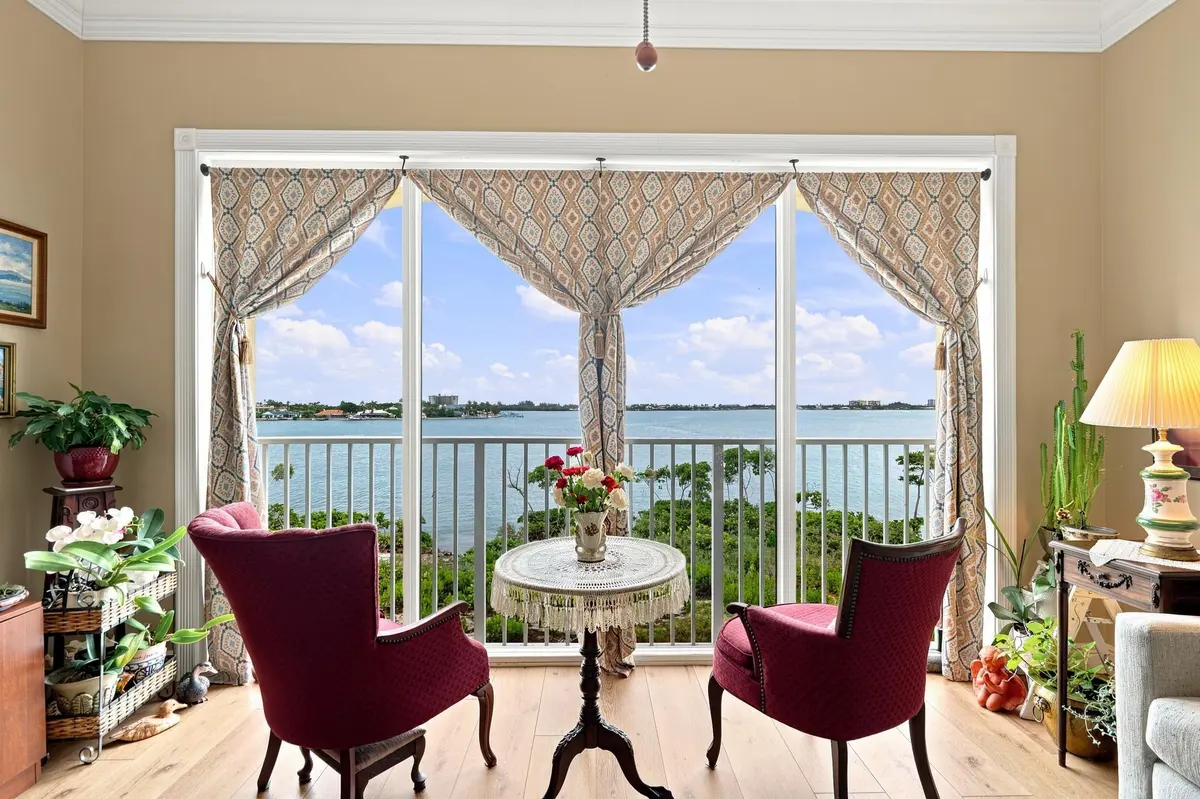 10_21_harbour_isle_dr_w_unit_302_fort_pi at 21 HARBOUR ISLE Drive 302, Fort Pierce