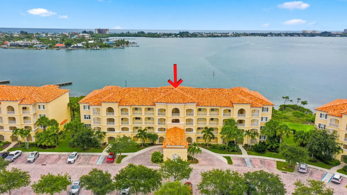 39_21_harbour_isle_dr_w_unit_302_fort_pi at 21 HARBOUR ISLE Drive 302, Fort Pierce